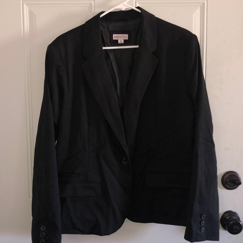 Women’s suit jacket